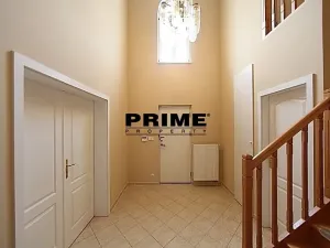 Pronájem rodinného domu, Praha - Nebušice, K vinicím, 223 m2