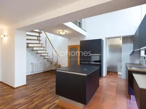 Pronájem vily, Praha - Stodůlky, Za Mototechnou, 210 m2