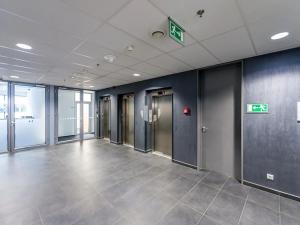 Pronájem kanceláře, Praha - Prosek, Prosecká, 129 m2