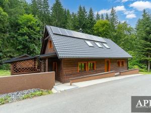 Prodej chalupy, Halenkov, 158 m2