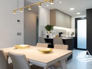 Prodej bytu 4+kk, Benidorm, Španělsko, 121 m2