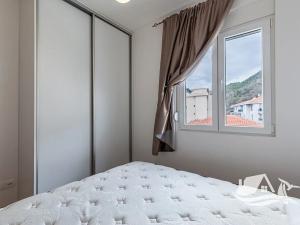 Prodej bytu 3+kk, Bečići, Černá Hora, 56 m2