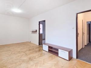 Pronájem bytu 2+1, Praha - Strašnice, Křenická, 60 m2