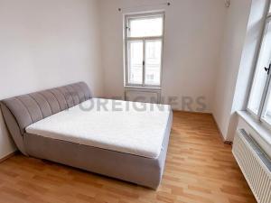 Pronájem bytu 2+1, Praha - Smíchov, Staropramenná, 60 m2