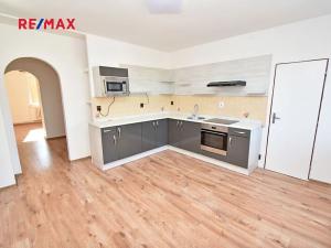 Prodej bytu 3+1, Otvovice, 192 m2