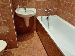 Pronájem bytu 2+kk, Praha - Ruzyně, Žukovského, 42 m2