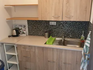 Pronájem kanceláře, Praha - Kyje, Vajgarská, 216 m2