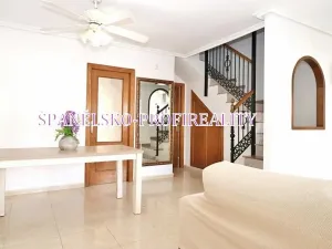 Prodej vily, Torrevieja, Španělsko, 90 m2