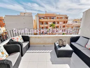 Prodej bytu 3+1, Torrevieja, Španělsko, 100 m2