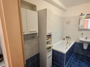 Pronájem bytu 2+kk, Praha - Letňany, Místecká, 60 m2
