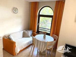 Prodej bytu 3+kk, Nesebar, Bulharsko, 78 m2