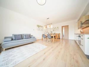 Prodej bytu 2+kk, Kašperské Hory, Šumavská, 68 m2