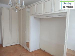Pronájem bytu 3+1, Liberec, Dvorská, 60 m2