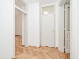Pronájem bytu 2+kk, Praha - Vinohrady, Balbínova, 60 m2