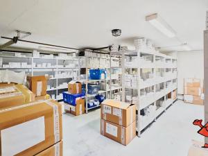 Pronájem kanceláře, Praha - Třebonice, Do zahrádek I, 350 m2