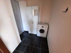 Pronájem bytu 2+kk, Liberec - Liberec V-Kristiánov, nám. Českých bratří, 50 m2