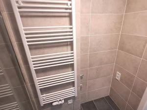 Pronájem bytu 2+kk, Praha - Hlubočepy, Fabiánové, 44 m2