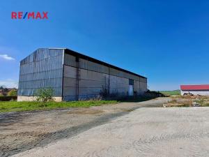 Pronájem výrobních prostor, Dolní Chvatliny, 3690 m2