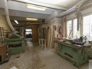 Prodej výrobních prostor, Lahošť, Švermova, 255 m2