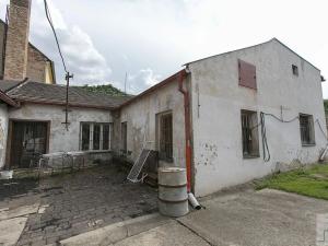 Prodej výrobních prostor, Lahošť, Švermova, 255 m2