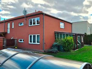 Prodej rodinného domu, Jenštejn, Zlatnická, 137 m2