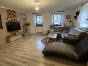 Prodej rodinného domu, Radkovice u Budče, 200 m2