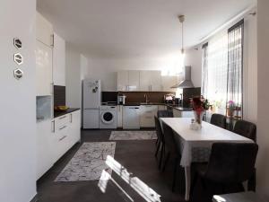 Prodej bytu 3+kk, Uherské Hradiště, Moravní nábřeží, 83 m2