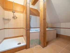 Prodej zemědělské usedlosti, Velká Bíteš, 850 m2