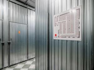 Pronájem skladu, Praha - Kobylisy, Horňátecká, 1 m2