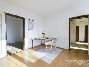 Prodej bytu 3+1, Praha - Troja, Svídnická, 72 m2