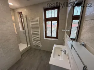 Pronájem bytu 3+kk, Liberec, Dobrovského, 82 m2