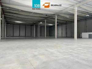 Pronájem skladu, Kozomín, 15000 m2