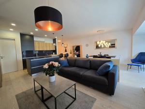 Pronájem bytu 3+kk, Praha - Smíchov, Gabrielská, 138 m2