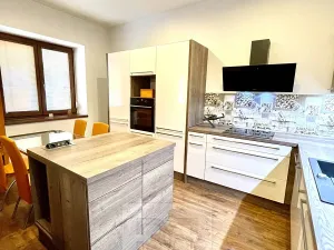 Pronájem bytu 3+kk, Praha - Kobylisy, Na pěšinách, 77 m2