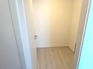 Pronájem bytu 2+kk, Praha - Malešice, Počernická, 60 m2