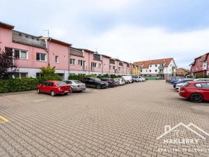 Prodej bytu 2+kk, Břežany II, 56 m2