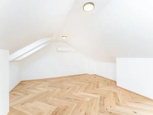 Prodej bytu 4+kk, Praha - Vršovice, Žitomírská, 120 m2