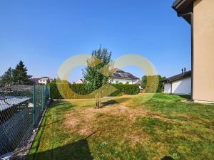 Prodej atypického bytu, Planá nad Lužnicí, Harrachova, 150 m2