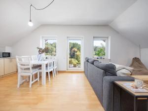 Prodej rodinného domu, Mnichovice, Myšlínská, 321 m2