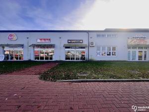 Pronájem obchodního prostoru, Uničov, Šumperská, 450 m2