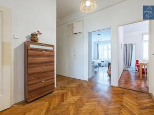 Prodej bytu 2+1, Praha - Nové Město, Na slupi, 69 m2