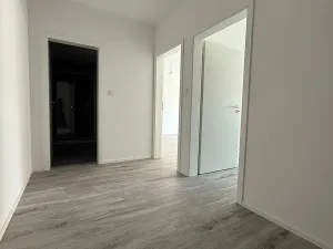 Pronájem bytu 2+kk, České Budějovice, Štítného, 57 m2