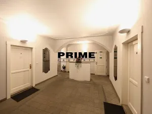 Pronájem bytu 3+1, Praha - Malá Strana, Hroznová, 73 m2