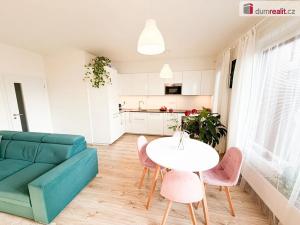 Pronájem bytu 3+kk, Praha - Hloubětín, Saarinenova, 80 m2