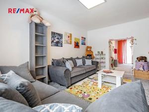 Prodej rodinného domu, České Velenice, Komenského, 247 m2