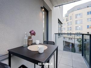 Pronájem bytu 2+kk, Praha - Košíře, Starokošířská, 43 m2