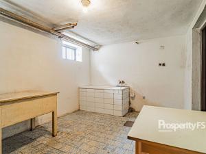 Prodej rodinného domu, Janovice, 250 m2