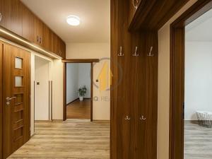 Prodej bytu 4+1, Jičín, Na jihu, 87 m2