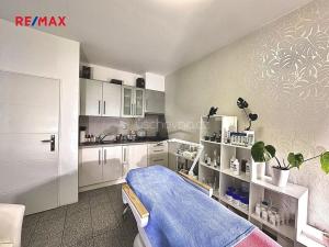 Pronájem obchodního prostoru, Praha - Košíře, Pod školou, 14 m2