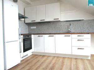 Pronájem bytu 2+kk, Litomyšl, Komenského nám., 73 m2